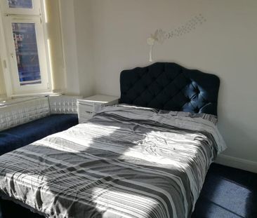 1 bedroom in a house share to rent - Photo 6