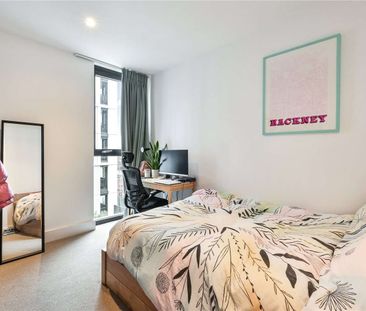 This ultra modern 3 double bedroom apartment spanning over 1100 sq.... - Photo 3