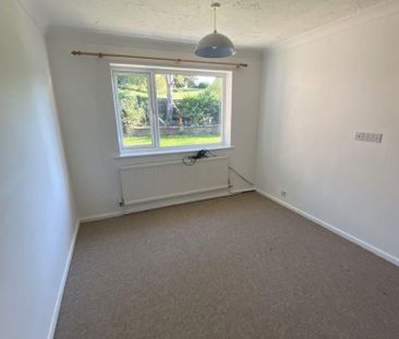 3 bedroom bungalow to rent - Photo 4