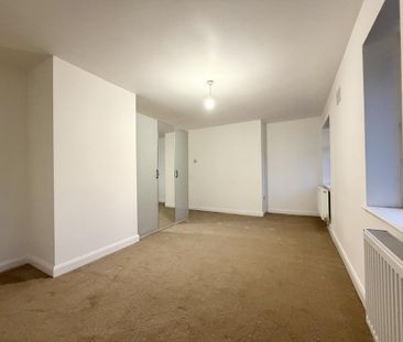 3 bedroom maisonette to rent - Photo 6