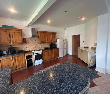 1 bedroom in a house share to rent - Photo 6