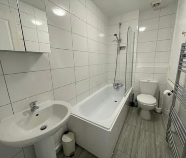 Acorn Grove, Cardiff, Pontprennau - Photo 5