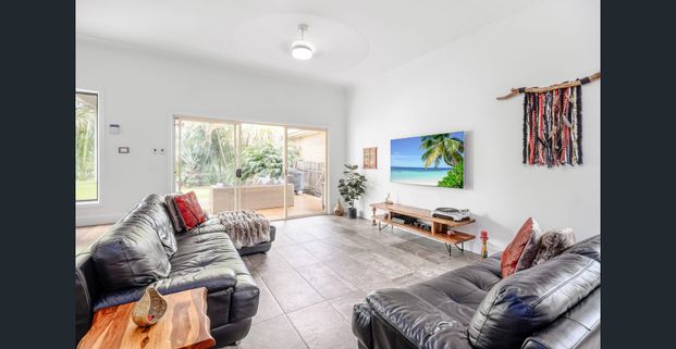 Convenience... Character...YOURS - Photo 1