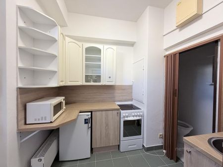 Pronájem bytu 1+1 29 m2 - Фото 4