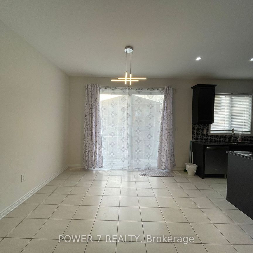 For Lease - 123 Major Crescent, Aurora, Ontario - Photo 1