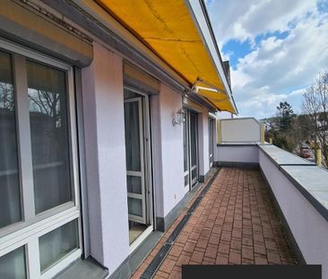 WUNDERSCHÖNER SÜDBALKON IN NEUKATZWANG - 3 ZIMMER UND EIN DUPLEXPARKER - Photo 1