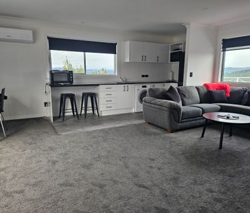 1 Mount Marua Way, Timberlea Wellington 5018 - Photo 2