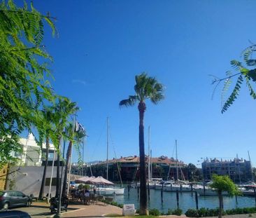 Piso de alquiler en Avenida de la Marina, 5, Puerto de Sotogrande -... - Photo 1