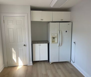 For Lease - 62 Grierson Road Unit# main, Toronto, Ontario - Photo 1