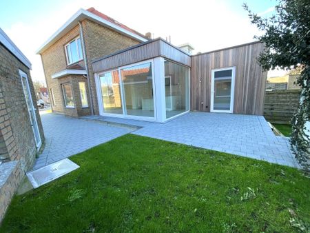 Gerenoveerde half-open woning met tuin en garage - Foto 4