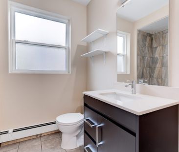 For Lease - 152 Sanford Avenue Unit# UPPER, Hamilton, Ontario - Photo 3