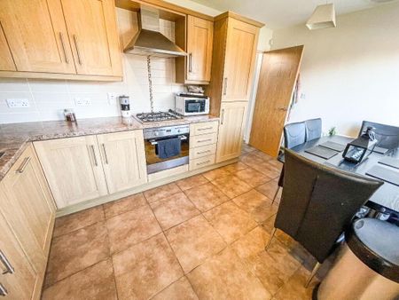 36 Ayrshire Lane, Lisburn, BT28 2UW - Photo 5