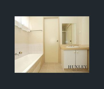 181 Gillespie Road, Kings Park, Vic 3021 - Photo 2