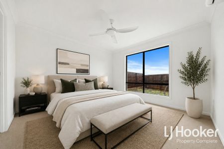 Brand New - Practical, Modern & Low Maintenance - Photo 2
