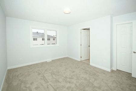 For Lease - 274 Ormiston Crescent, Barrhaven, Ontario - Photo 2