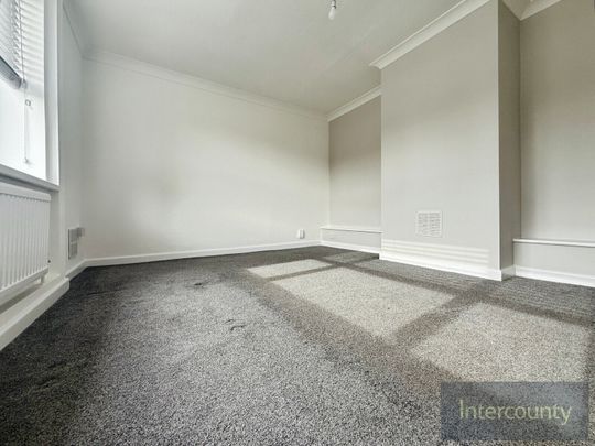 Rowntree Way, CB11, Saffron Walden - Photo 1