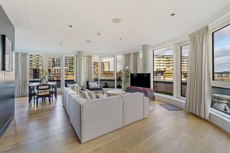 3 bedroom flat to rent - Photo 2