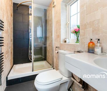 3 bedroom semi-detached house to rent - Photo 6