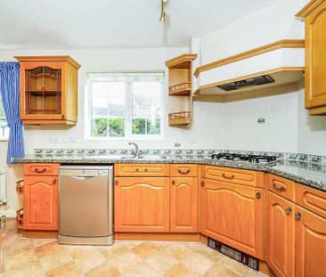 4 bedroom detached house to rent - Photo 1