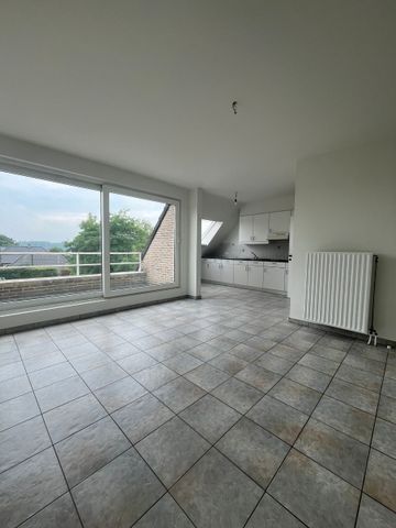 Instapklaar appartement met 2 slaapkamers, terras en garage - Foto 4