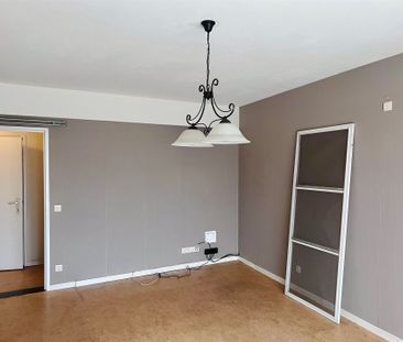 Ruim appartement met 2 slaapkamers, terras en garagebox - Photo 5