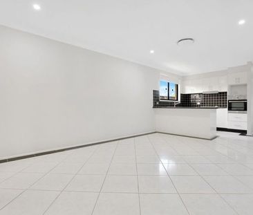 Peaceful Family Living in Convenient Cul-de-Sac Location - Photo 5