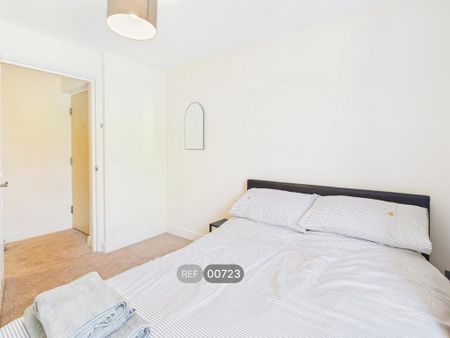 2 bedroom apartment to rent - Photo 4