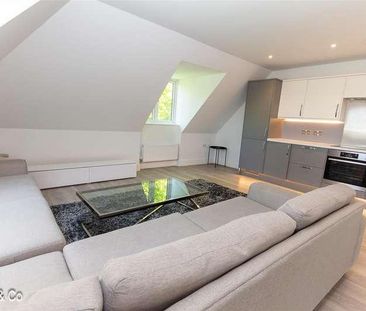 Woodside, Franklands Village, Haywards Heath, RH16 - Photo 4