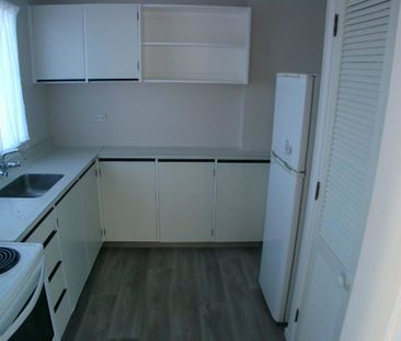 Townhouse with garage - Photo 5