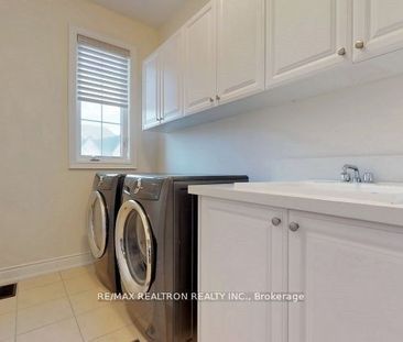 For Lease - 18 Love Court Unit# 3rd Floor Bedroom, Richmond Hill, O... - Photo 3