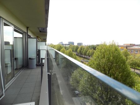 Super 1 slaapkamerappartement met zicht op water - Photo 4