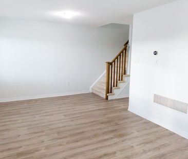 For Lease - 230 Avonsyde Boulevard Unit# 17, Hamilton, Ontario - Photo 1