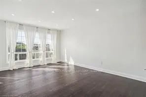 Condo Townhouse For Lease | W9248363 - Photo 1