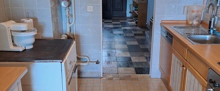 Halbe Haushälfte, 4 Zimmer in idyllische Lage - Photo 1