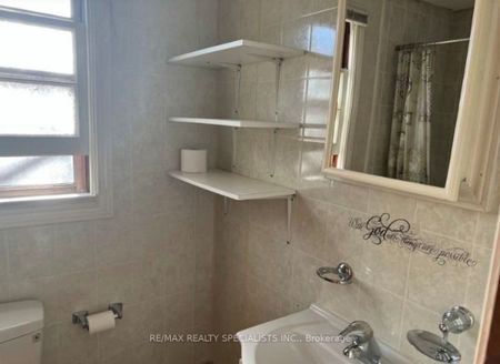 For Lease - 113 31st N B Street, Wasaga Beach, Ontario - Photo 5