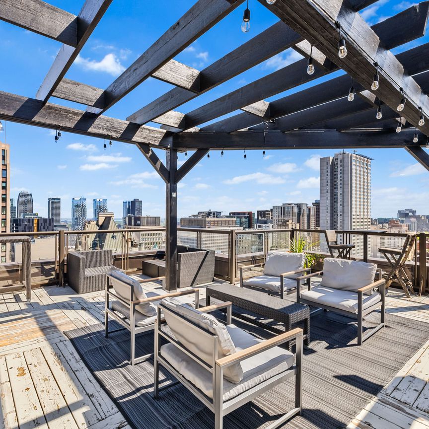 3475 De La Montagne - Beautiful 1-Bedroom Apartment! - Photo 1