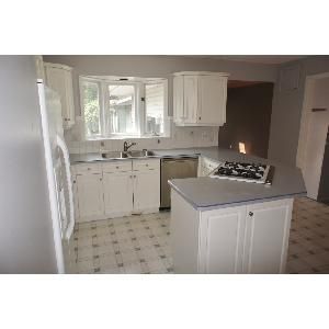 Pineview 4 Bed 2 Bath Home Fort Saskatchewan - Photo 3