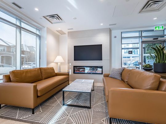 For Lease - 3250 Carding Mill Trail Unit# 404, Oakville, Ontario - Photo 1