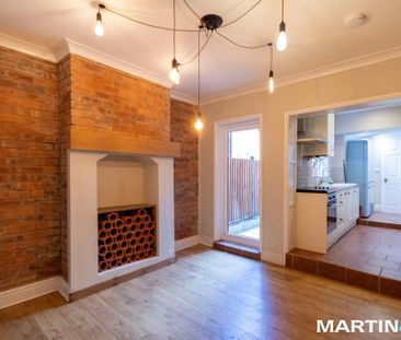 2 bedroom terraced house to rent - Photo 1