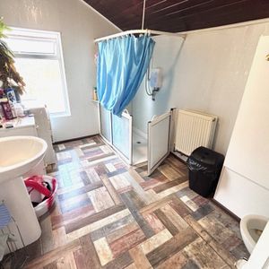 Sharp Street - Photo 2