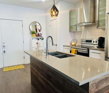 Condo 4 1/2 à louer - Photo 1