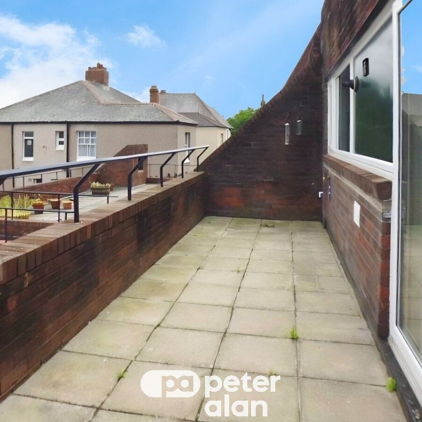 Deanery Gardens, Dewsland Park Road, Newport - Photo 1