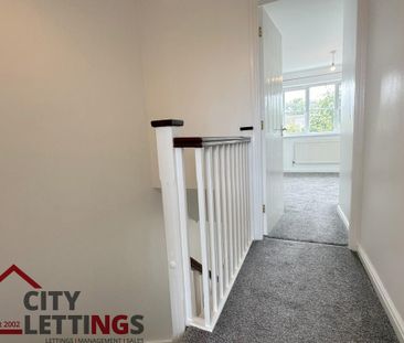 2 bedroom end of terrace house to rent - Photo 3