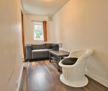 4 bedroom terraced house to rent - Photo 1