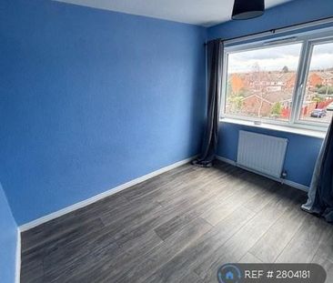 2 bedroom maisonette to rent - Photo 2