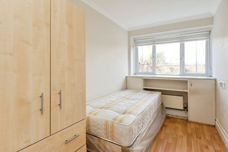 3 Bed Flat, Mimosa, N15 - Photo 3