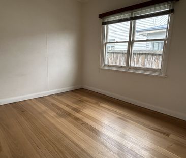152 Clarence Street - Photo 4