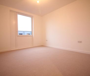 Bollo Bridge Road, London - Photo 1