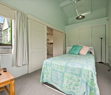 42B Combes Road - Photo 1