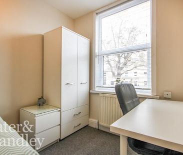 1 bedroom in a house share to rent - Photo 5
